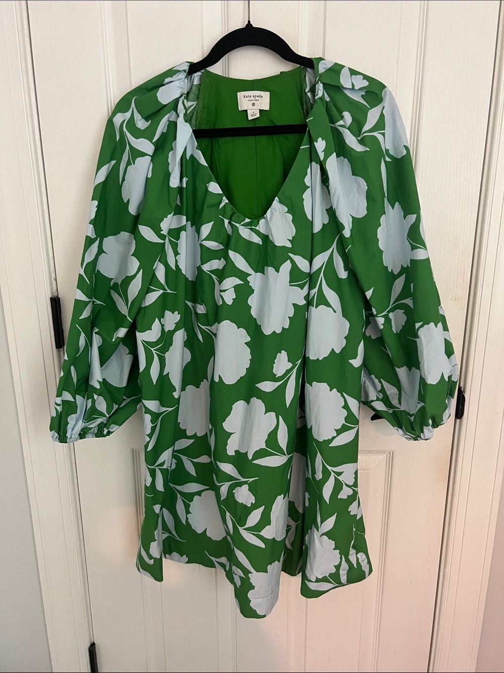kate spade Green and White Floral V-Neck Puff Sleeve Tunic